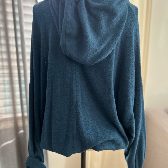 Free People Beach Women's Navy Blue oversized Henley sweatshirt pullover - Picture 9 of 12